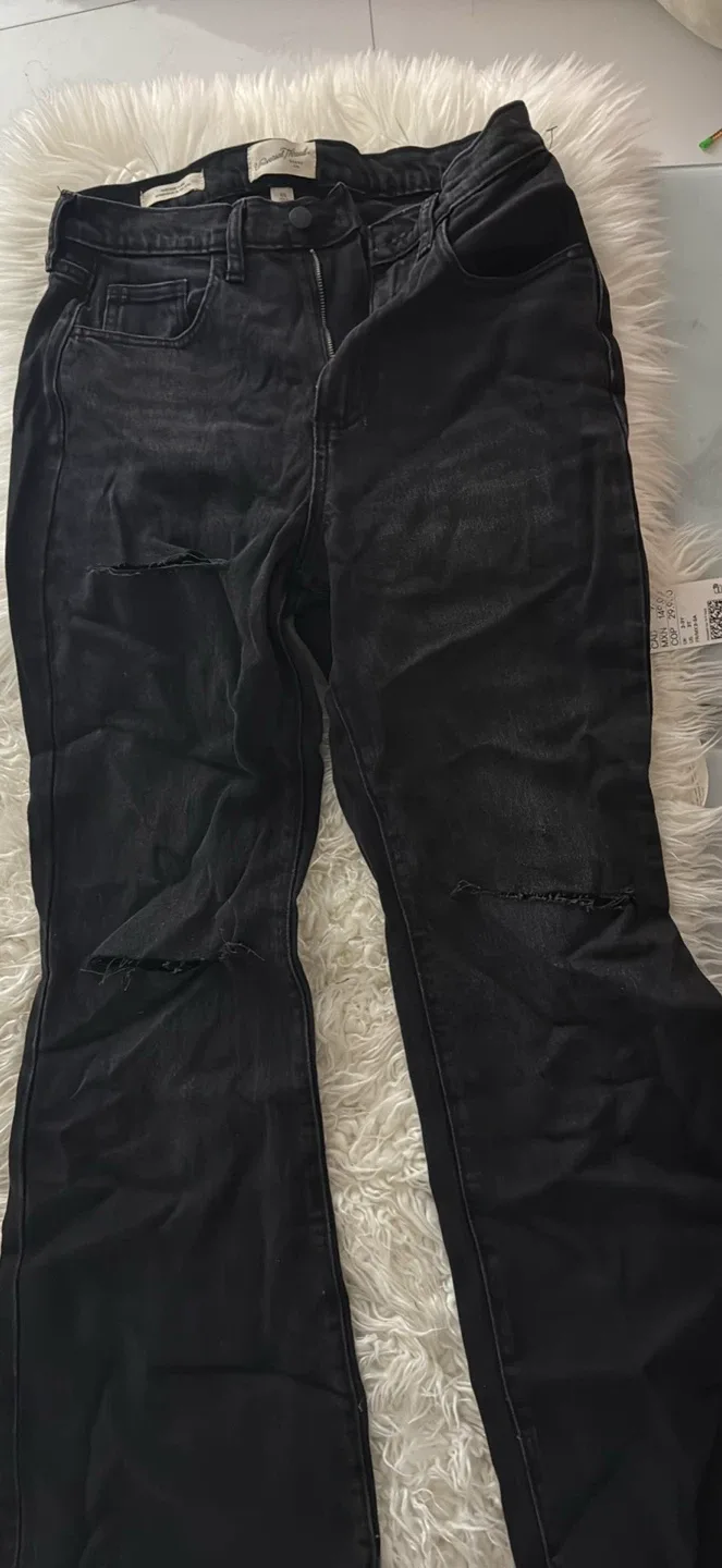 Mixed Lot of Kids Clothing image indicator(8)