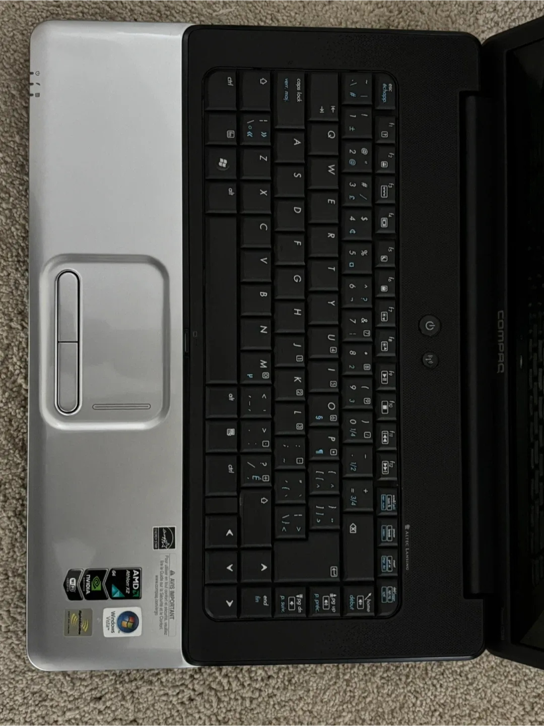 Compaq Presario CQ50 Laptop - Black/Silver image indicator(2)