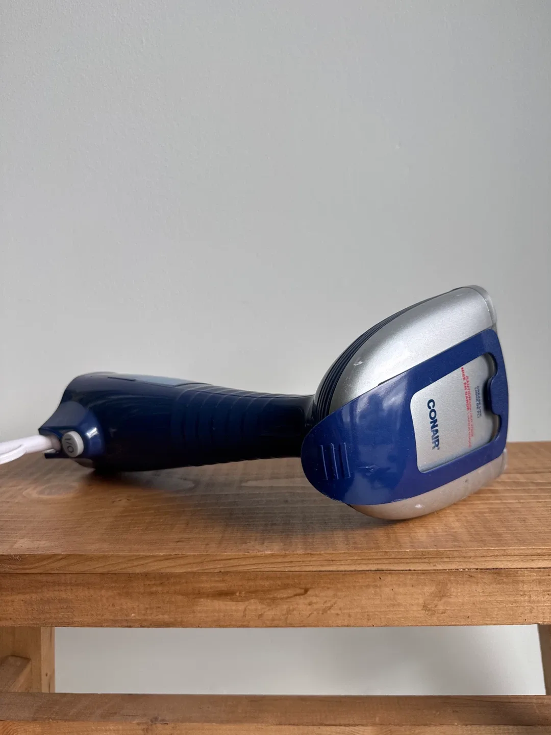 Conair Handheld Garment Steamer - 🥕 image indicator(2)
