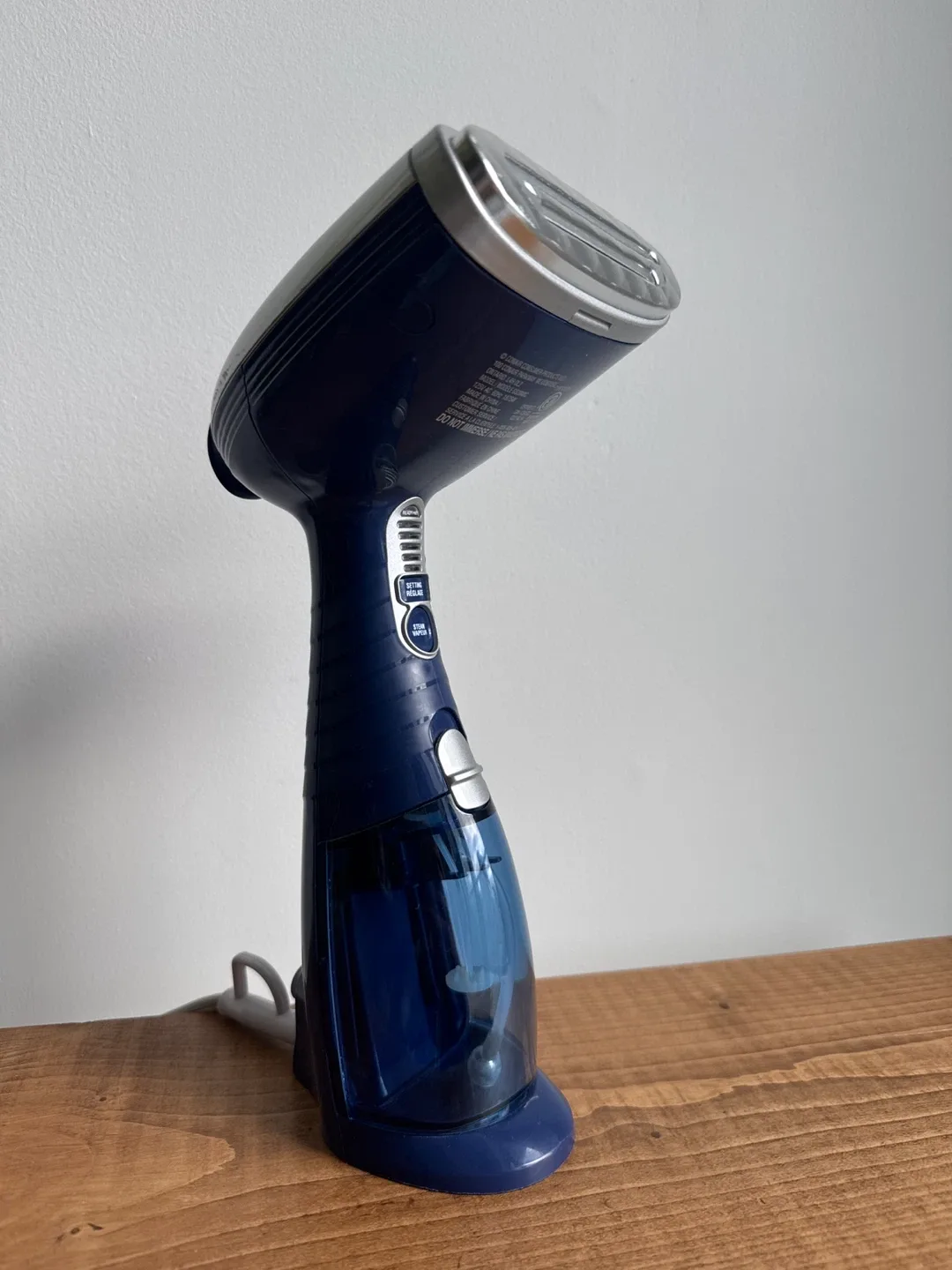 Conair Handheld Garment Steamer - 🥕 thumbnail