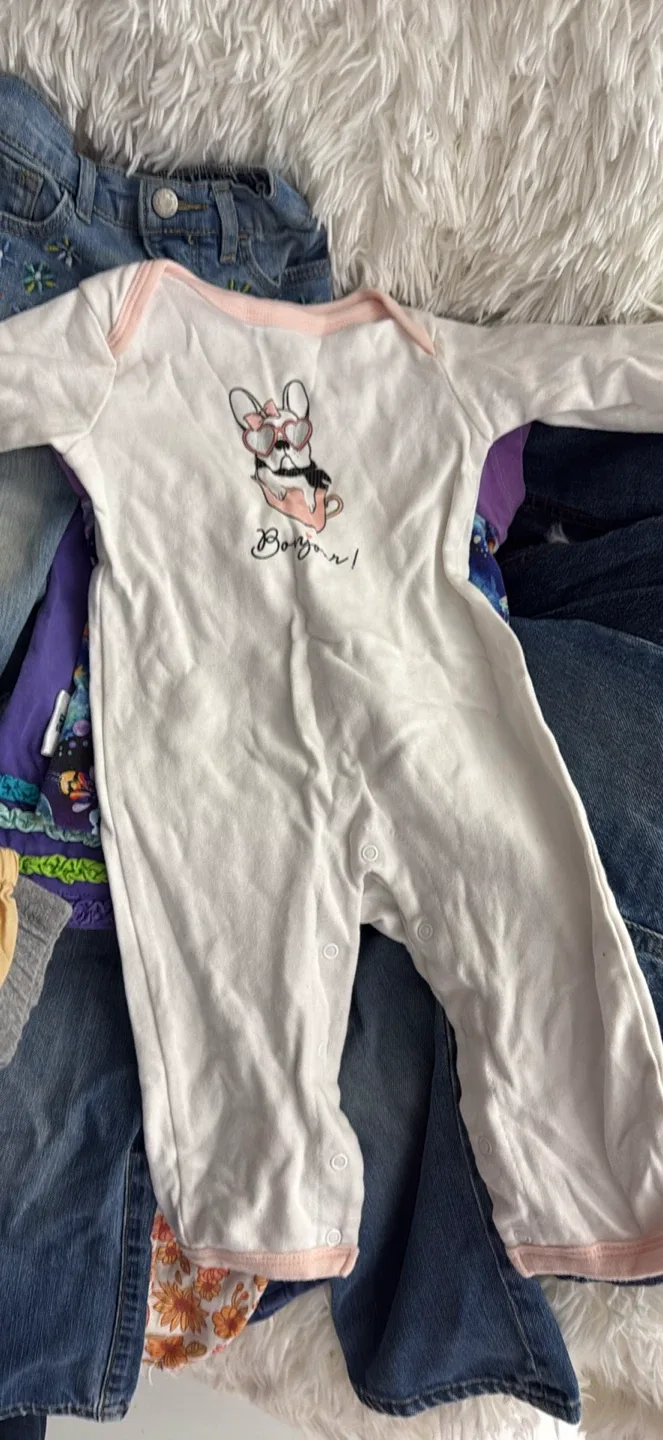 Mixed Lot of Baby Clothes image indicator(5)