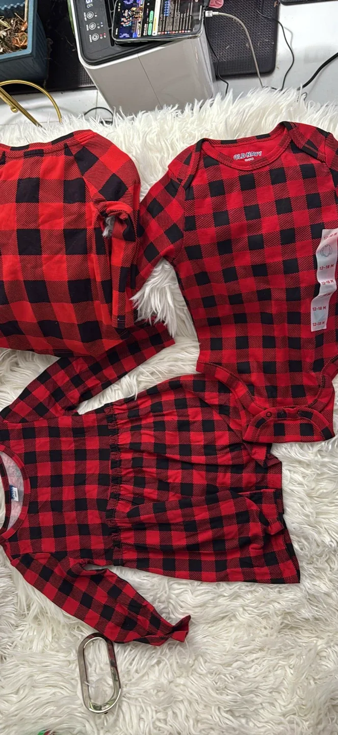 Mixed Lot of Baby Clothes image indicator(7)