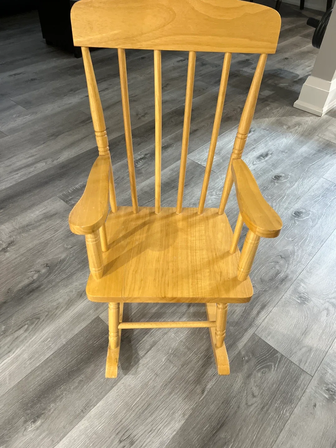 Children’s Wooden Rocking Chair image indicator(7)