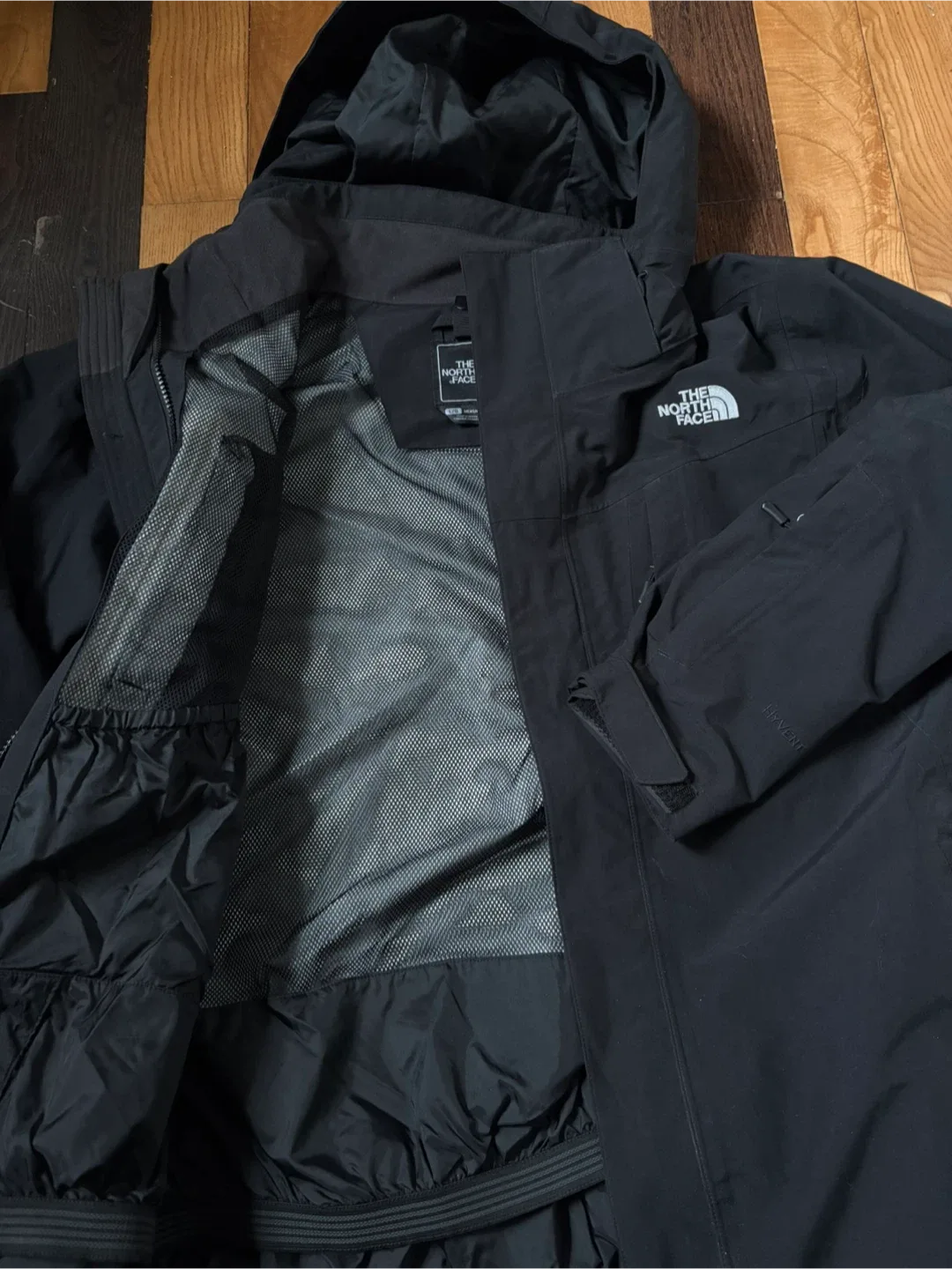 The North Face hyvent jacket L mec acg tnf image indicator(6)