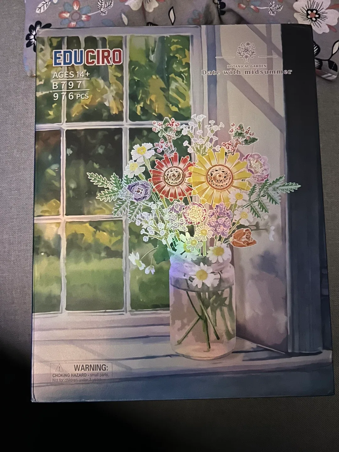 975 piece Lego EDUCiRO B797 Botanical Garden Date with Midsummer image indicator(2)