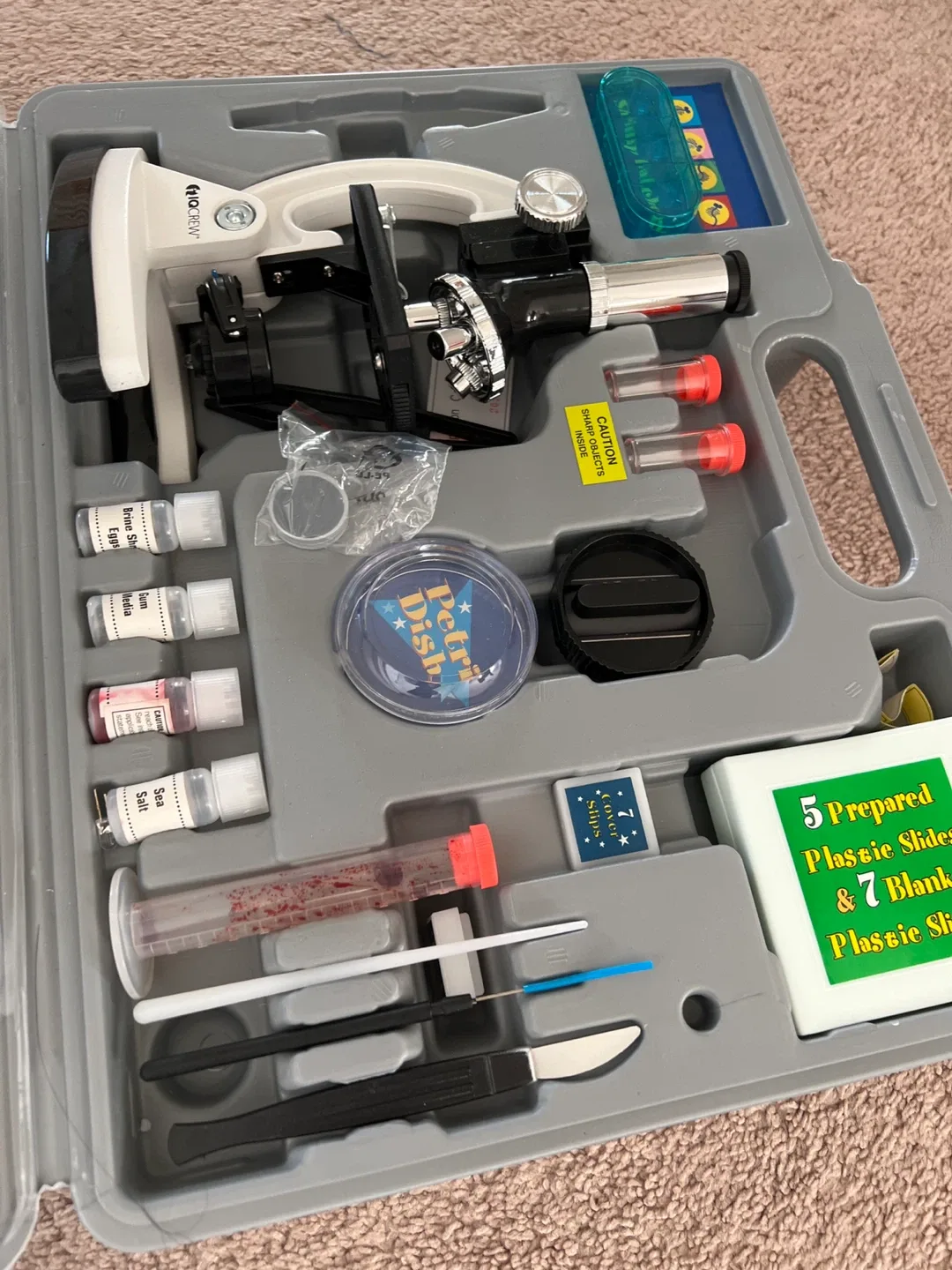 IQ Crew 52-Piece Microscope Set 1200X image indicator(5)