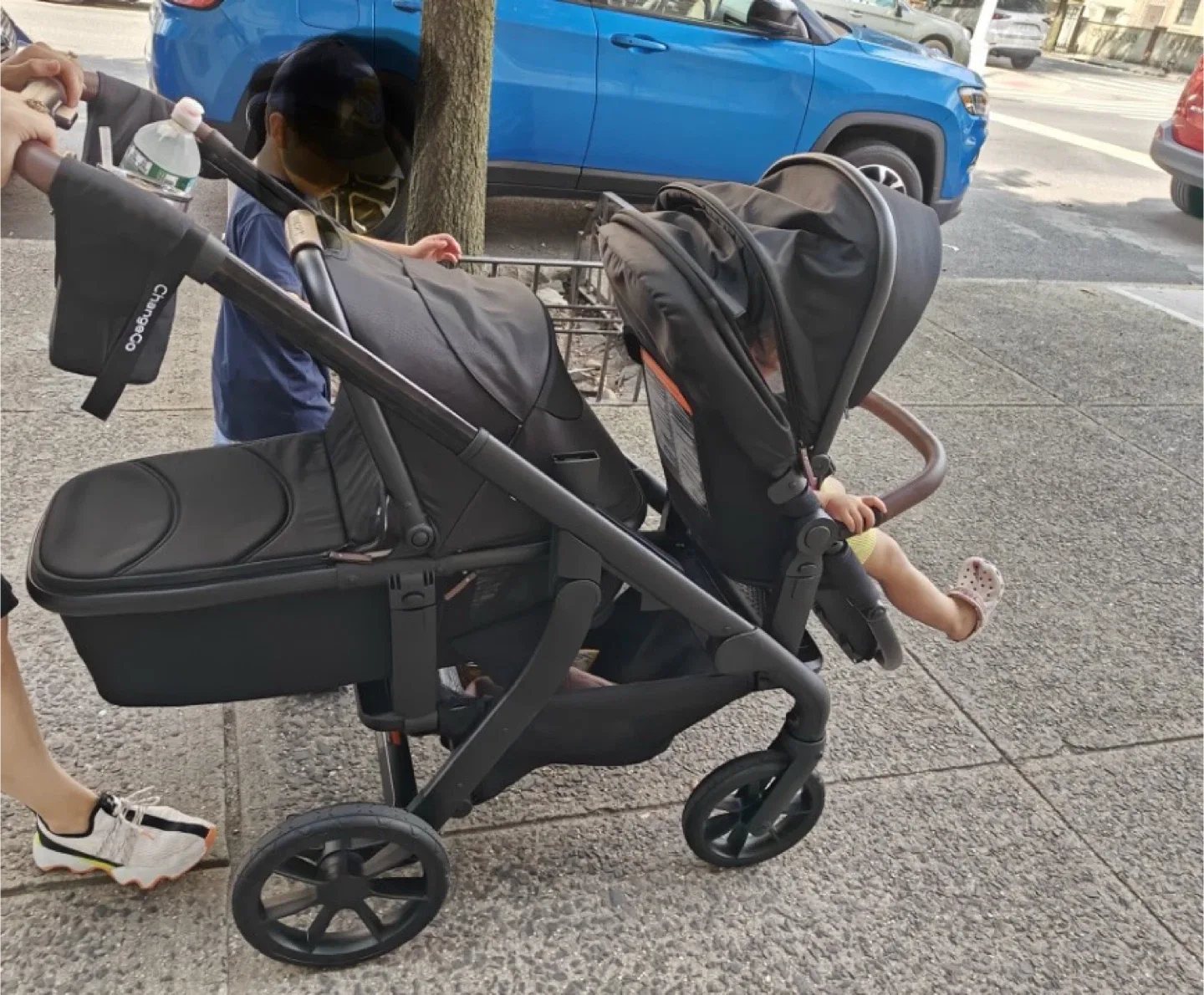 Momcozy change go double stroller image indicator(2)