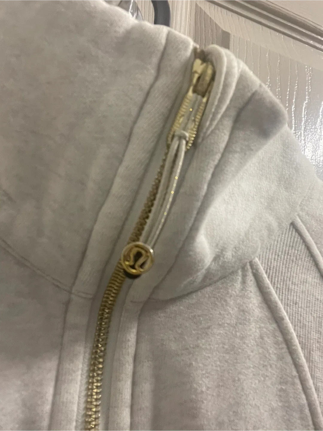 Lululemon XS/S Light beige Half Zip image indicator(2)