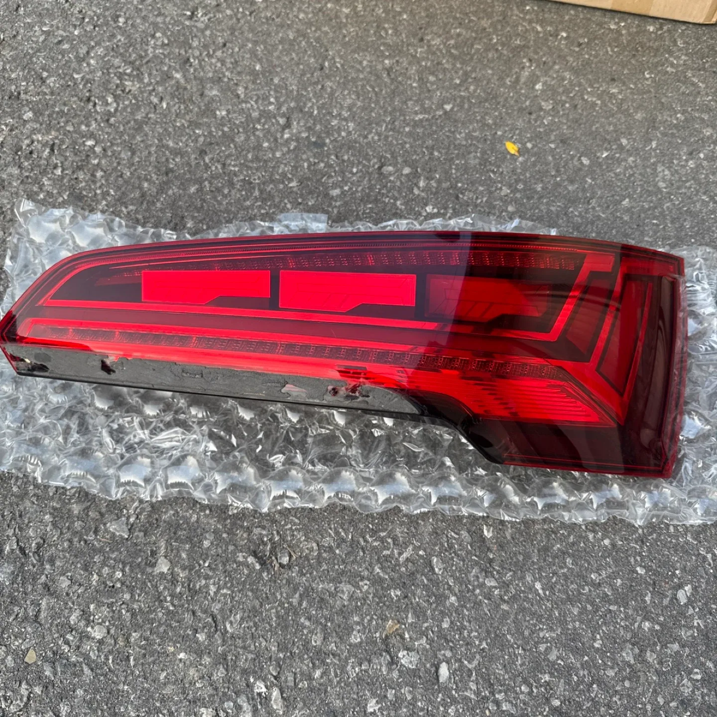 Audi Q5 Tail Light Assembly thumbnail