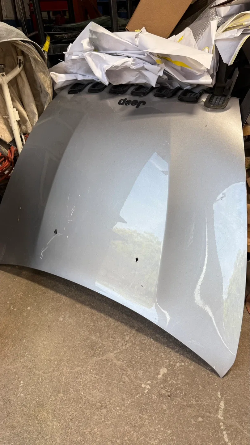 Jeep Hood - Silver thumbnail