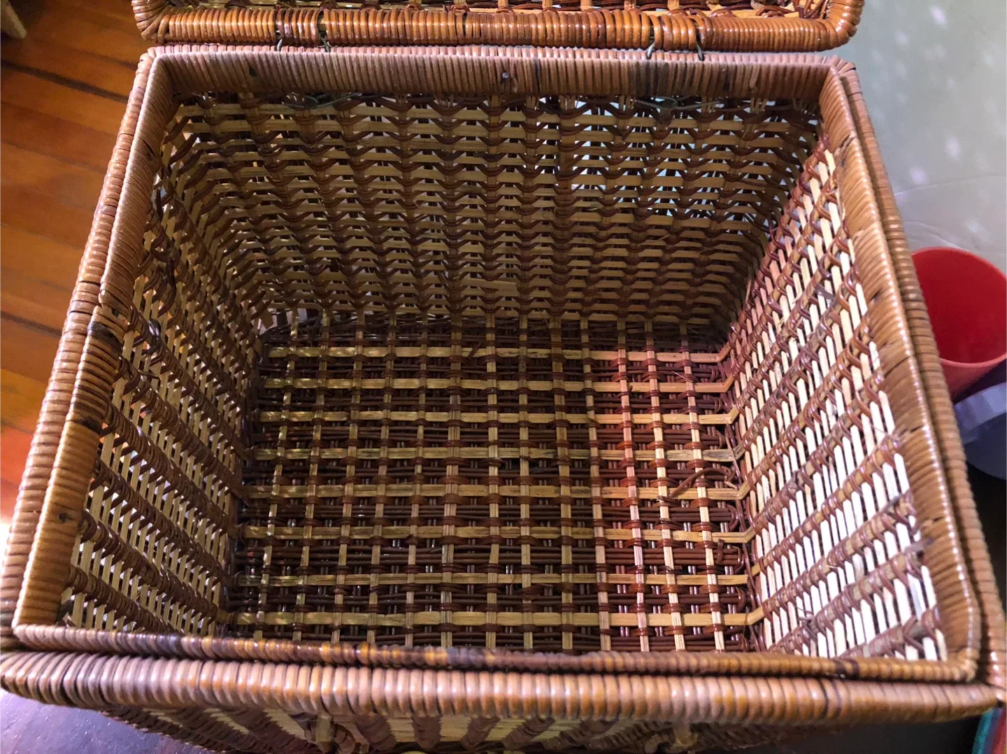 Picnic Basket. image indicator(4)