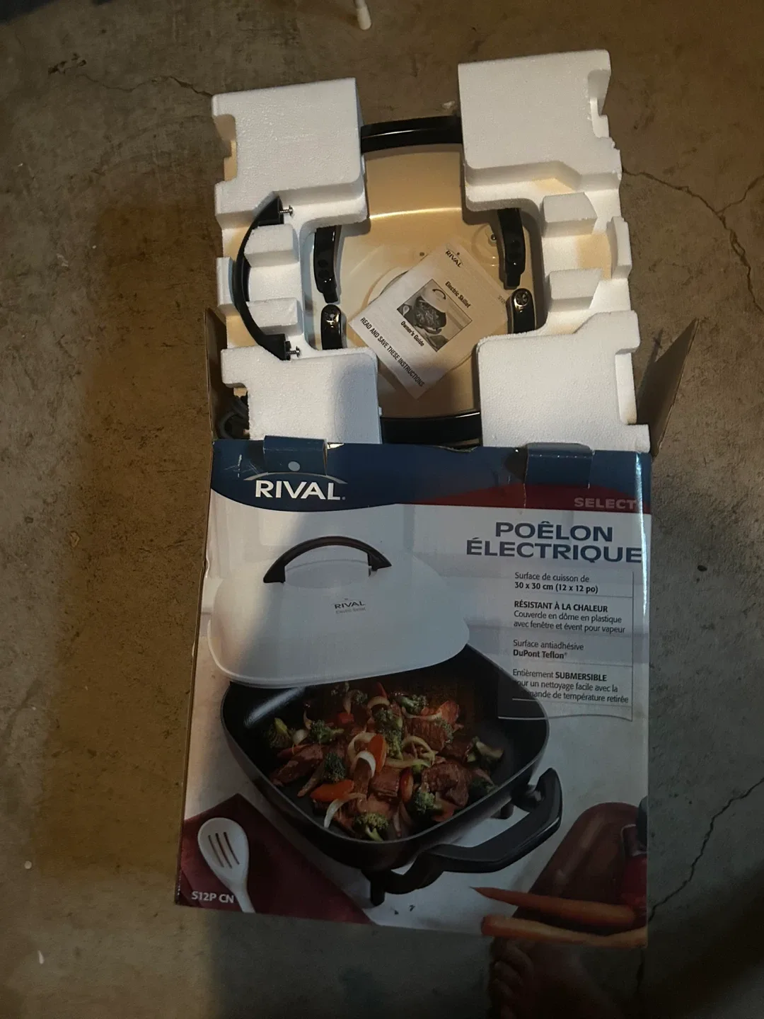 New Rival Electric Skillet - 12" x 12" image indicator(2)