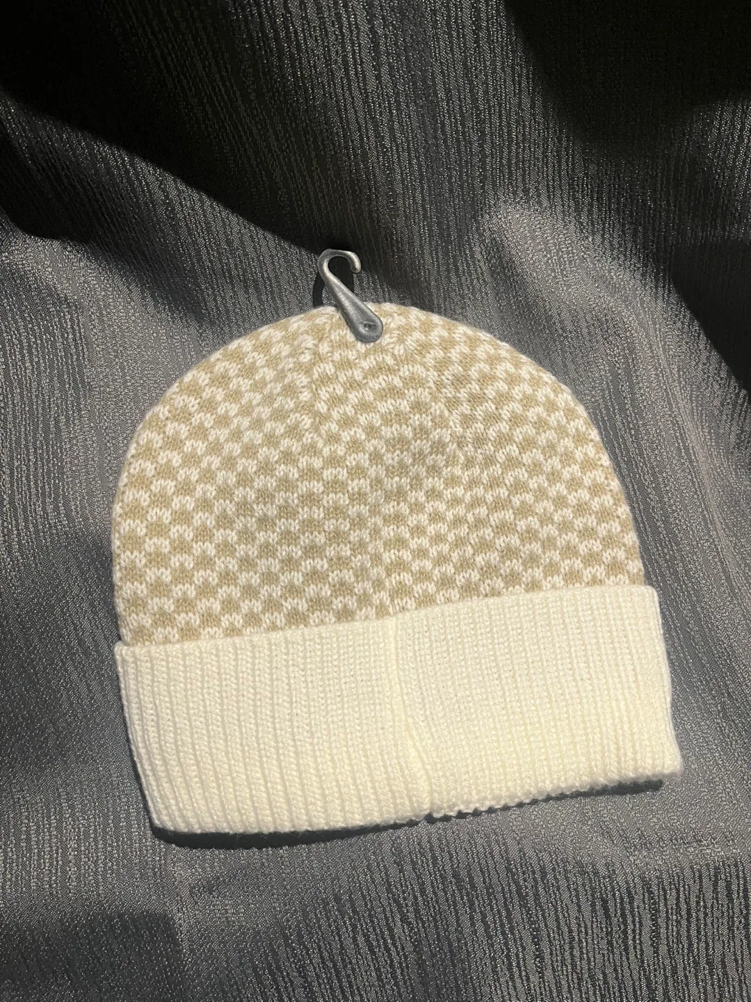 Reebok Women's Knitted Beanie - OS/TU image indicator(2)