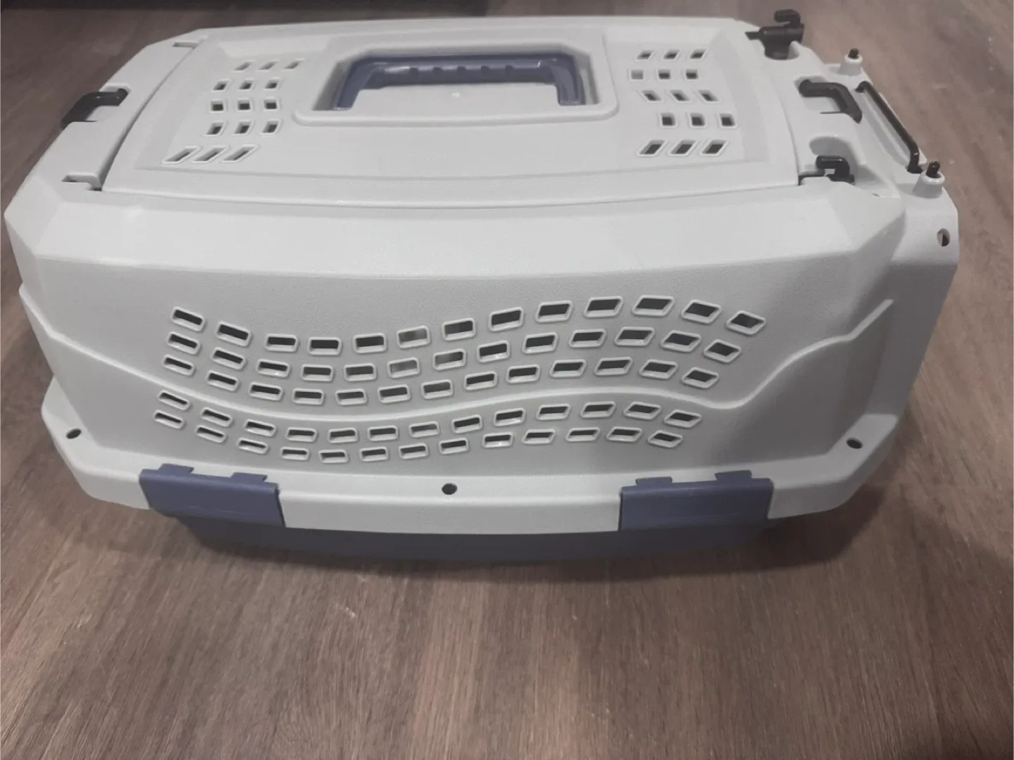 Petmate Pet Carrier Kennel image indicator(2)