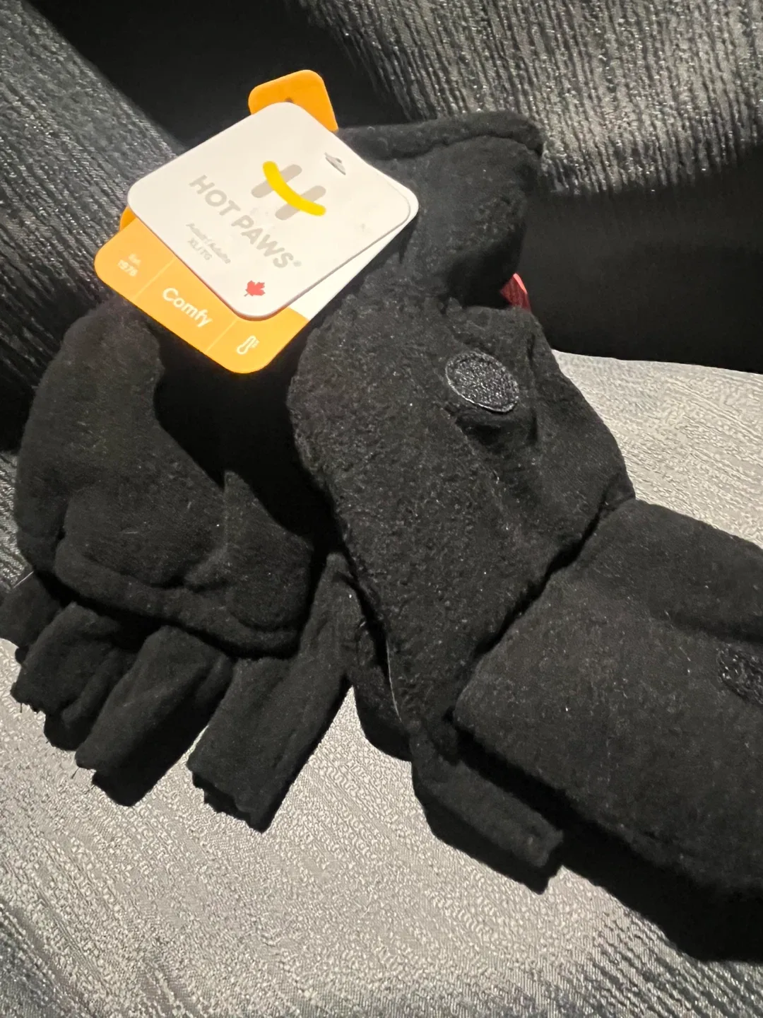 New Hot Paws Adult XL/TG Black Gloves image indicator(5)