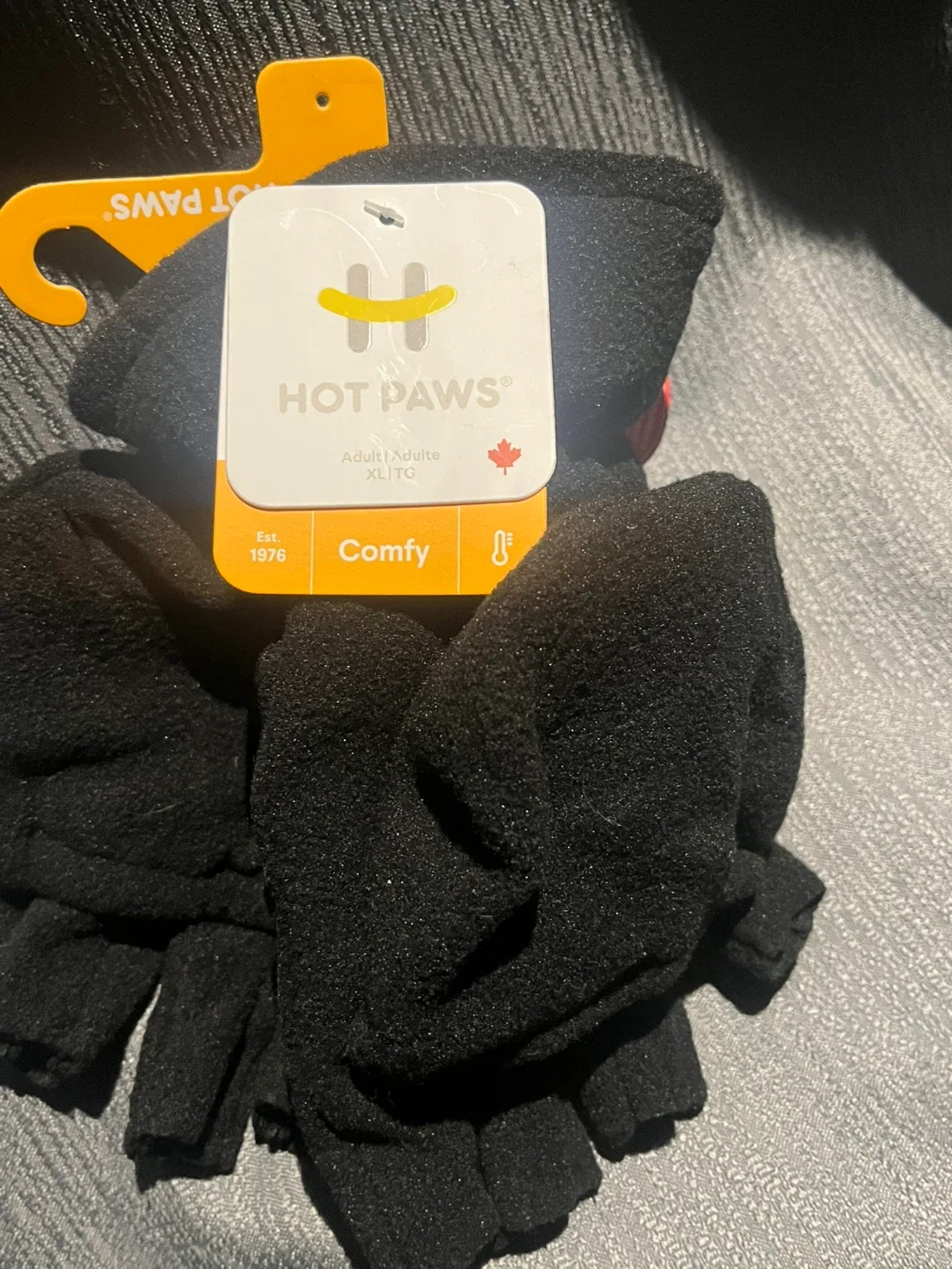 Hot Paws Adult XL/TG Black Gloves image indicator(2)