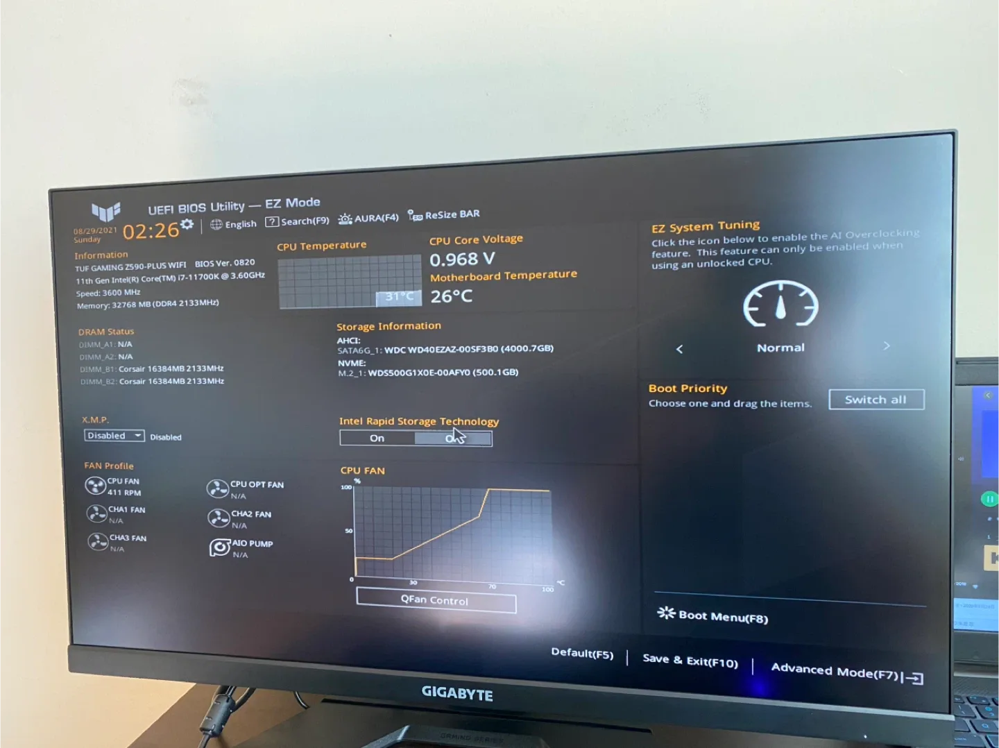 GIGABYTE 27" QHD Gaming Monitor - 165Hz, 0.5ms image indicator(2)