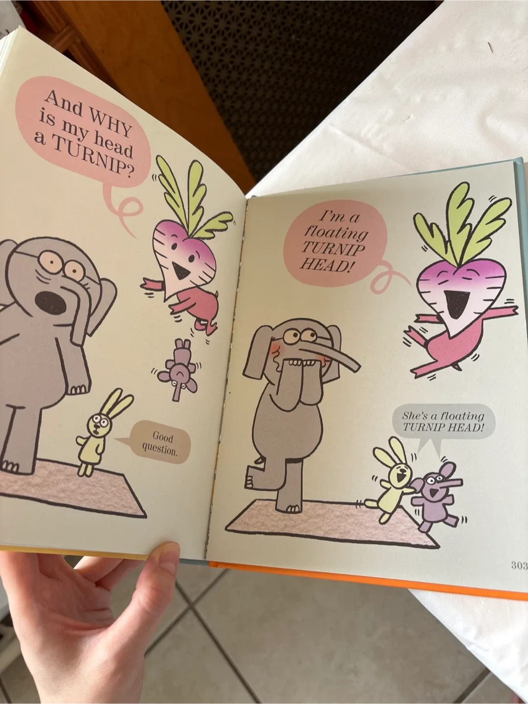 Children Book: Elephant & Piggie BIGGIE! image indicator(7)