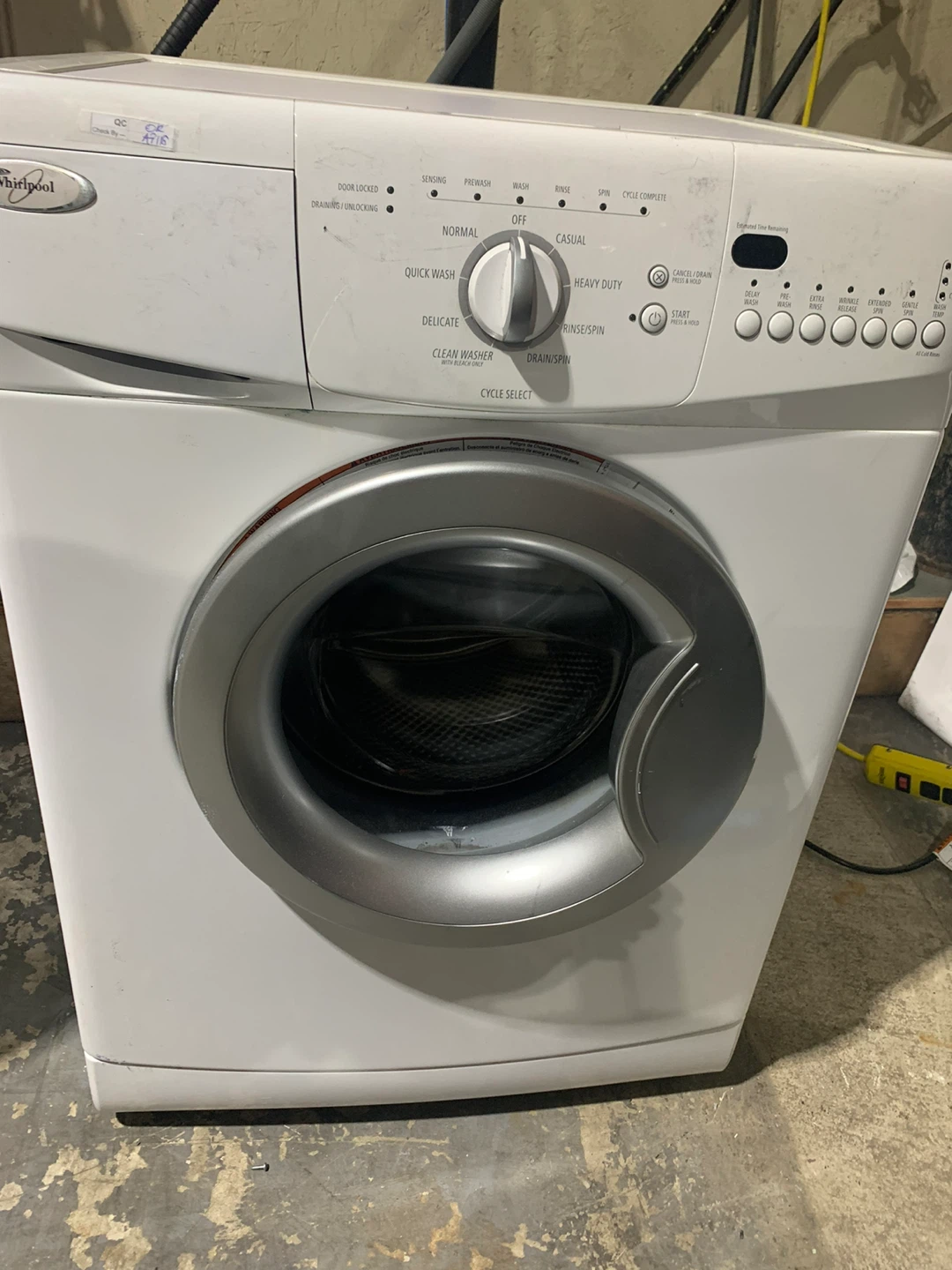 Whrilpool washer 24 inch only 300/-