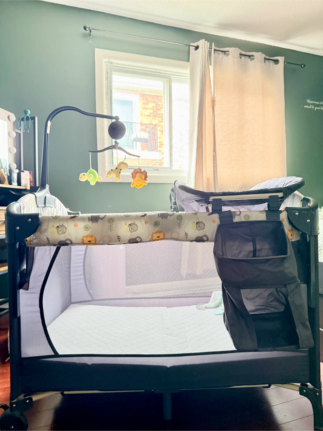 Baby Bassinet & Changer - photo 2