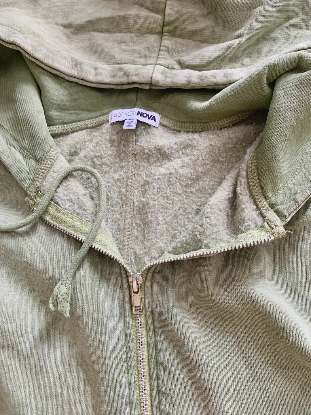 Fashion Nova Light Green Cropped Zip-Up Short Hoodie - Size M image indicator(4)