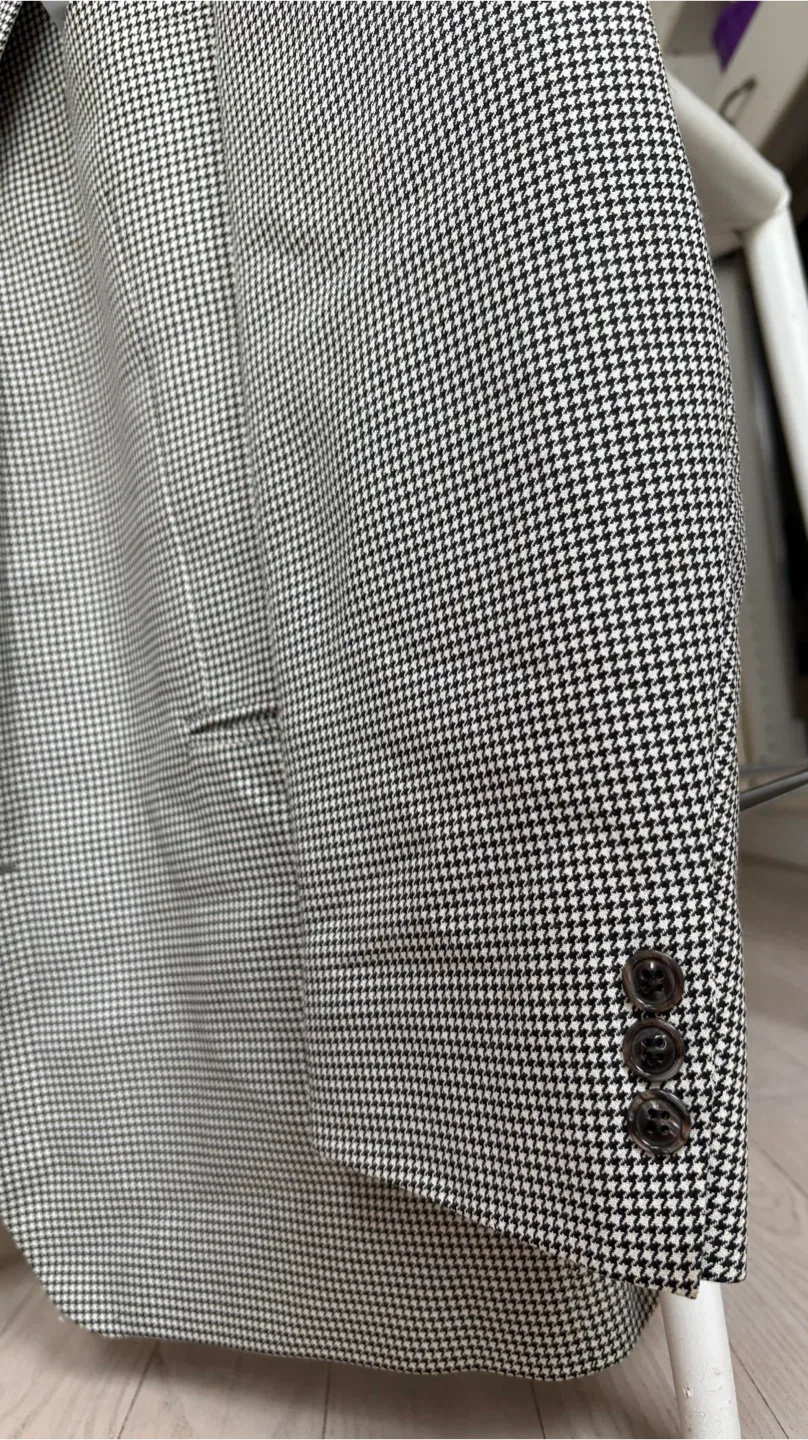Terrance Houndstooth Blazer - Size 46 image indicator(3)