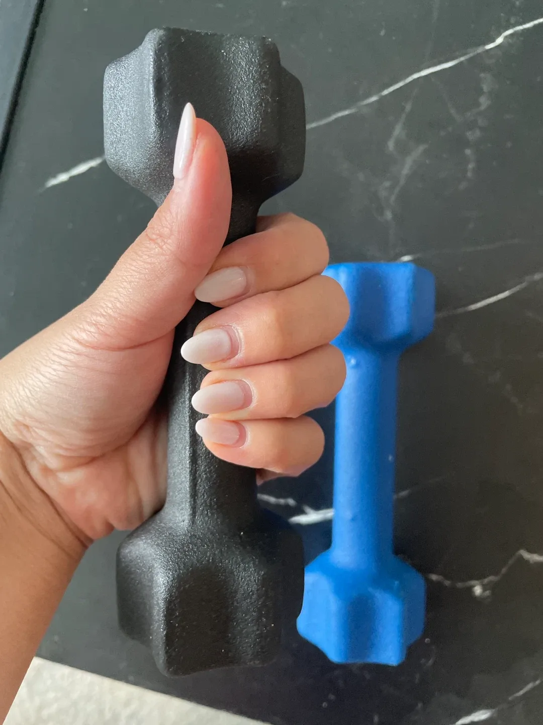 2 LB Dumbbells - Blue and Black image indicator(2)