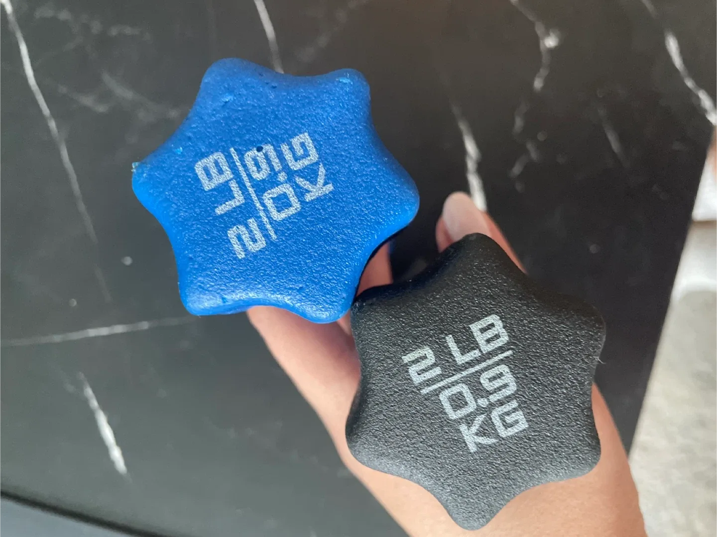 2 LB Dumbbells - Blue and Black image indicator(3)