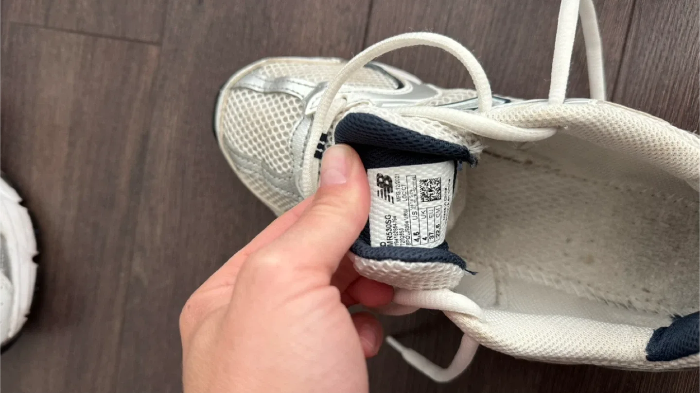 New Balance 530 White/Silver, Size 4.5/6 image indicator(5)