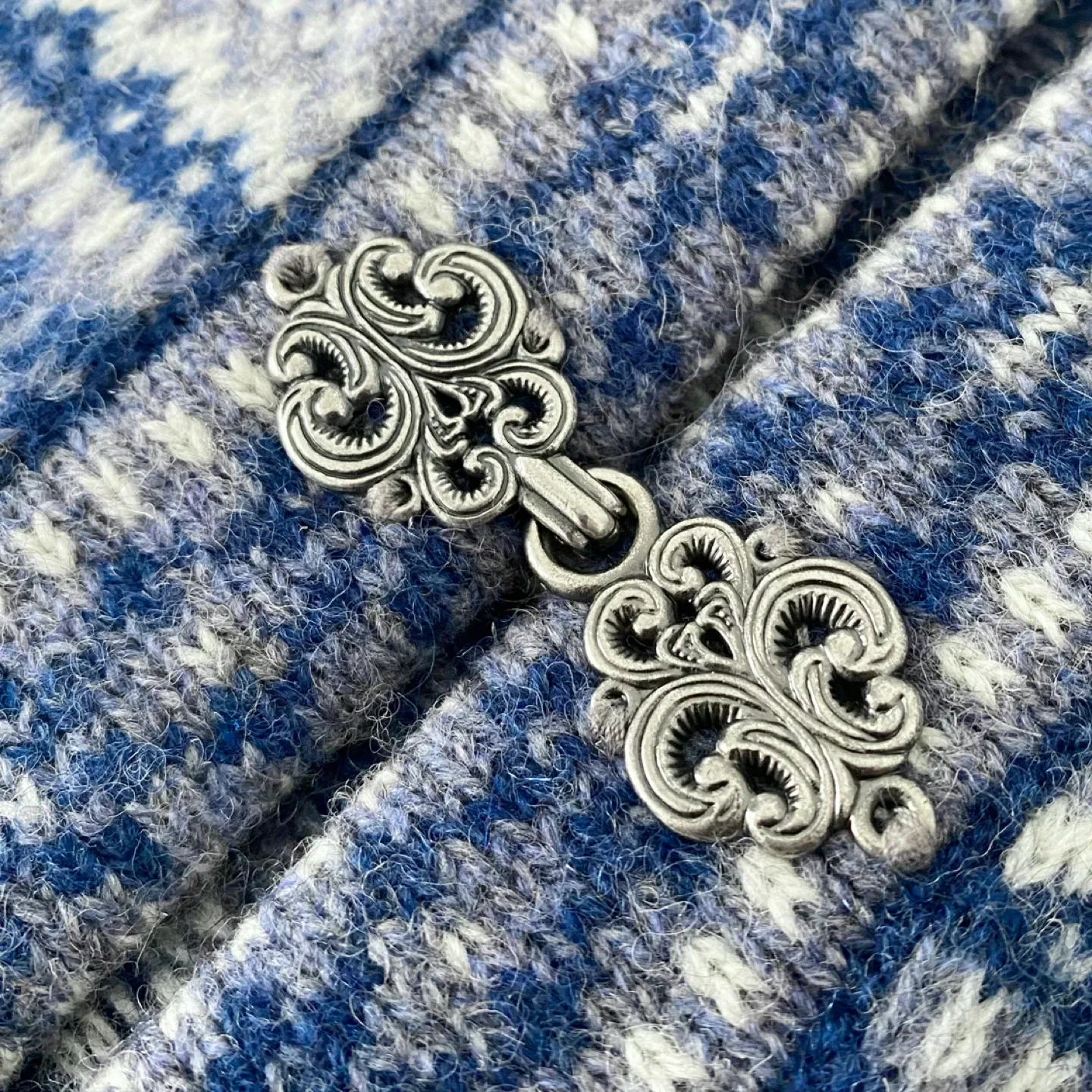 Carroll Reed 100% Wool Nordic Fair Isle Cardigan image indicator(7)