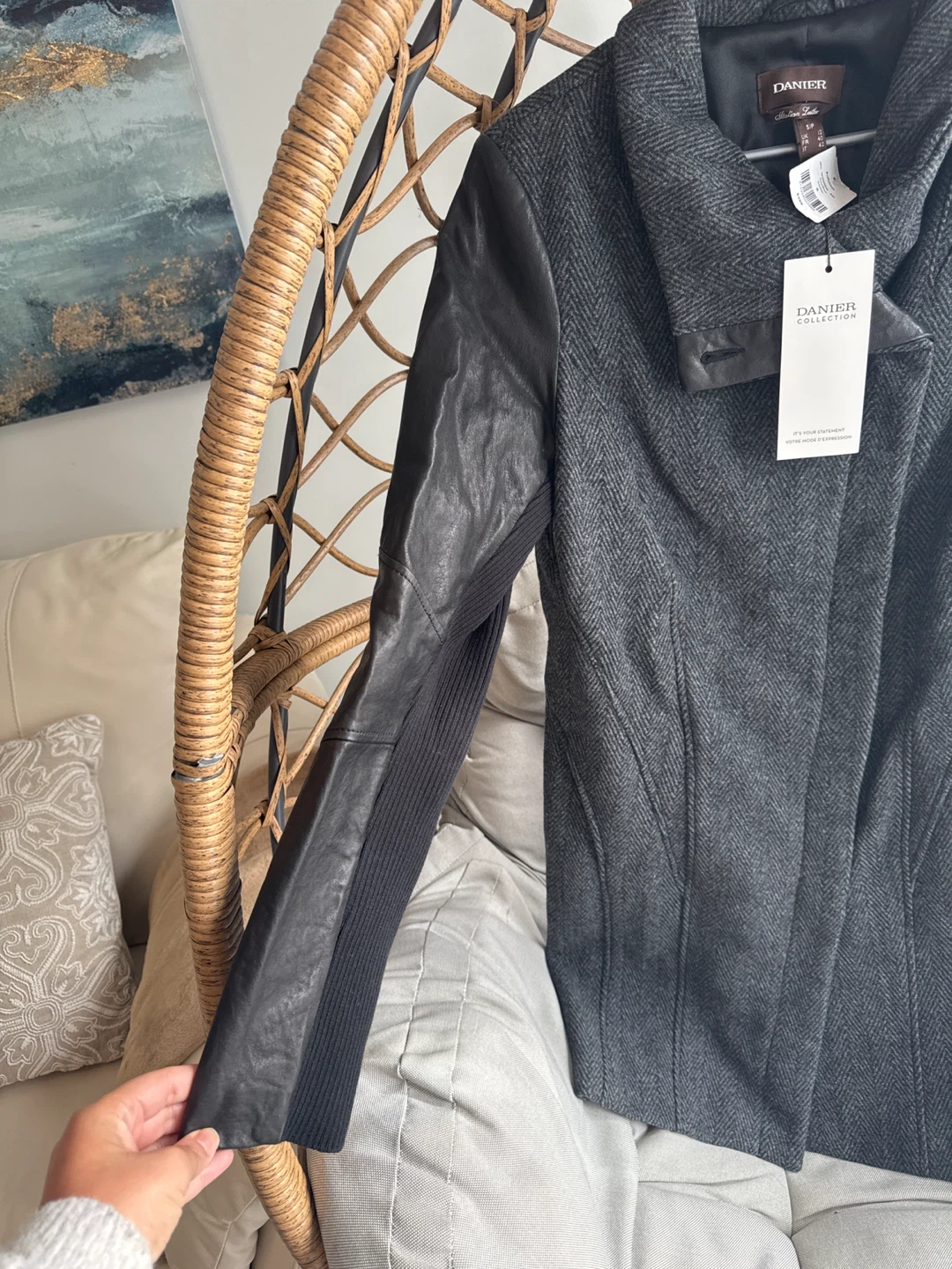 Danier Italian Leather Jacket - Size S - photo 3
