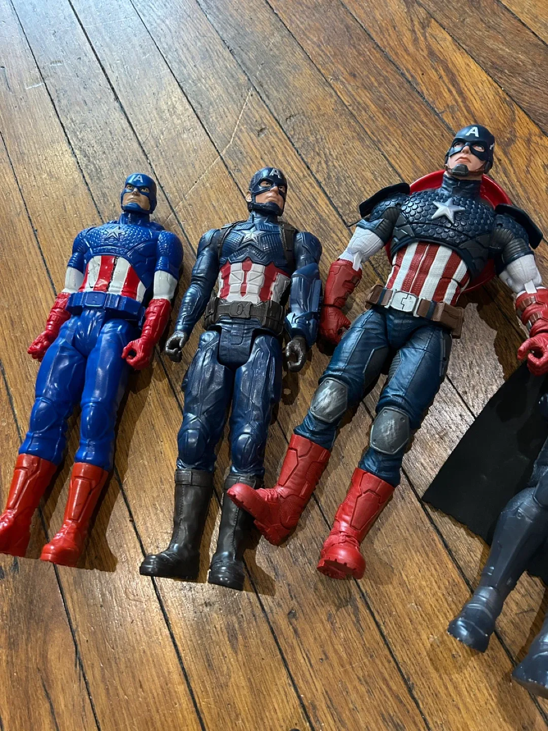 Marvel & DC Action Figures Lot thumbnail