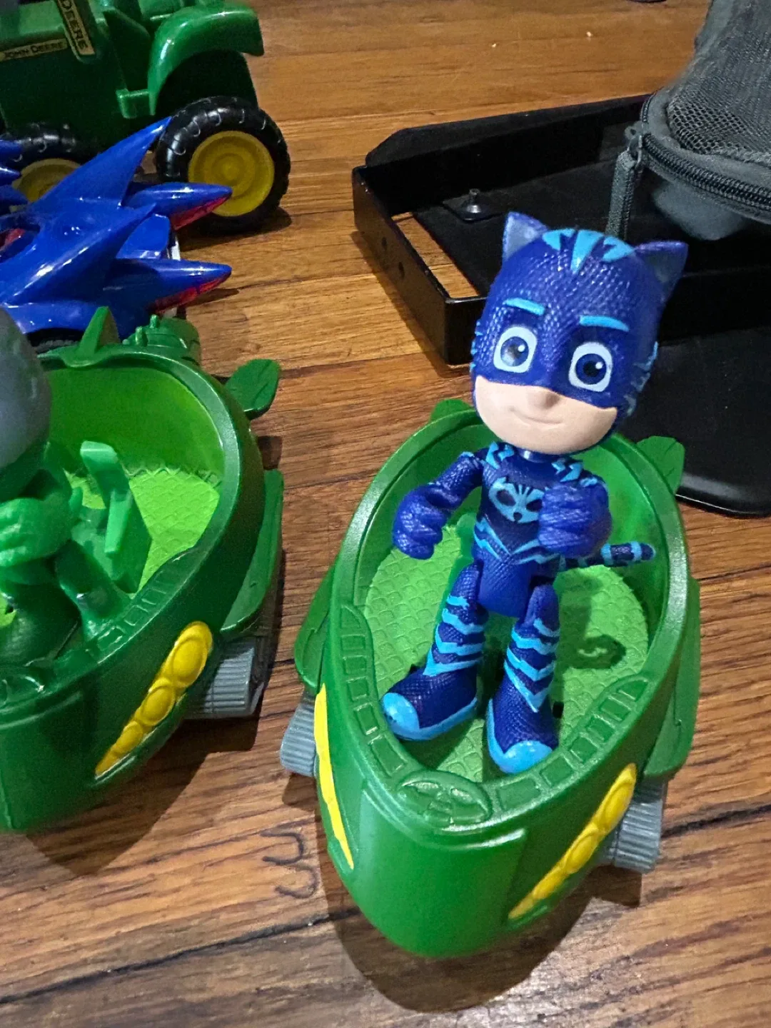 Kids Toys: Paw Patrol, PJ Masks, Spiderman image indicator(6)