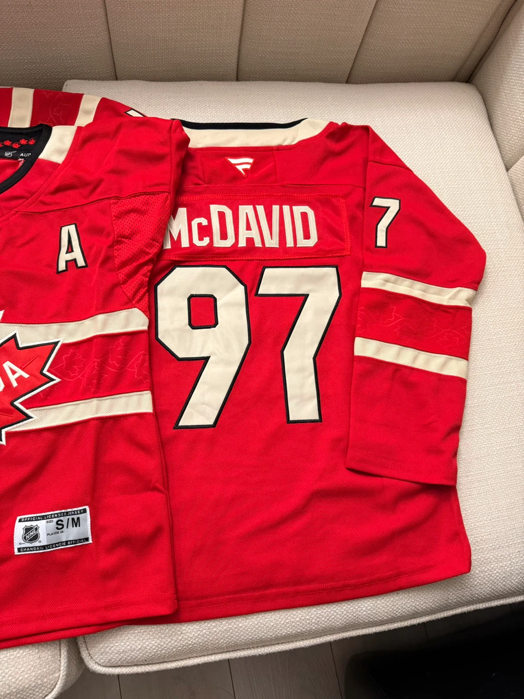 Kids New McDavid #97 Canada Hockey Jersey - Size S/M and L/XL - photo 3