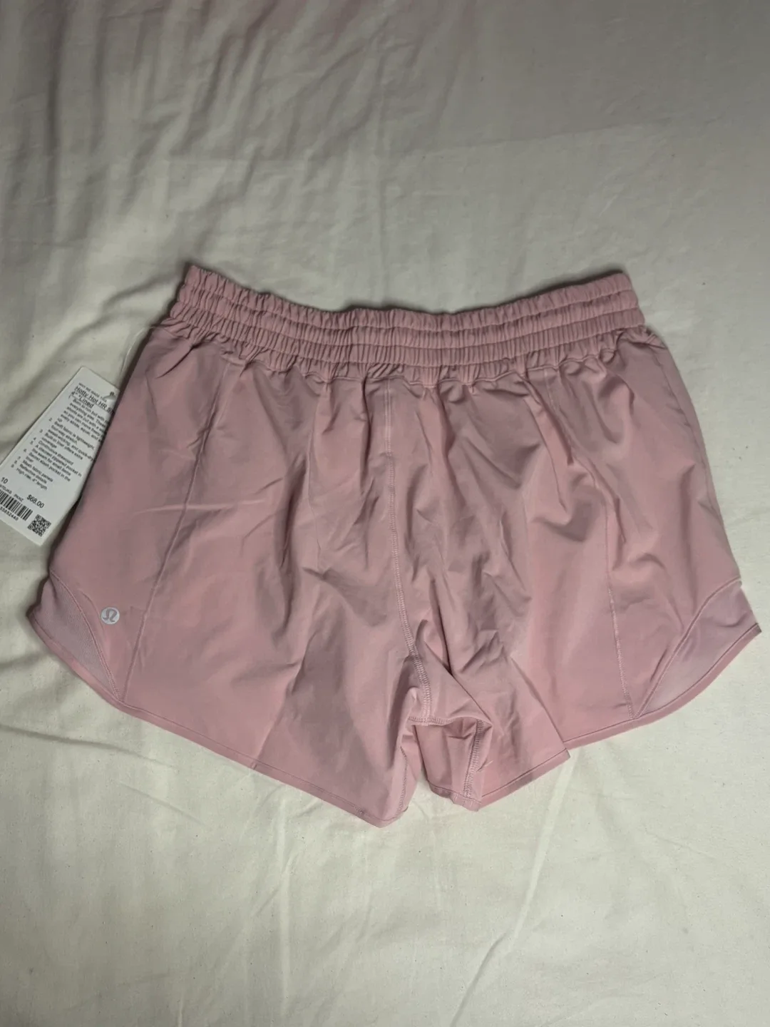 lululemon hotty hot shorts size 10 image indicator(2)