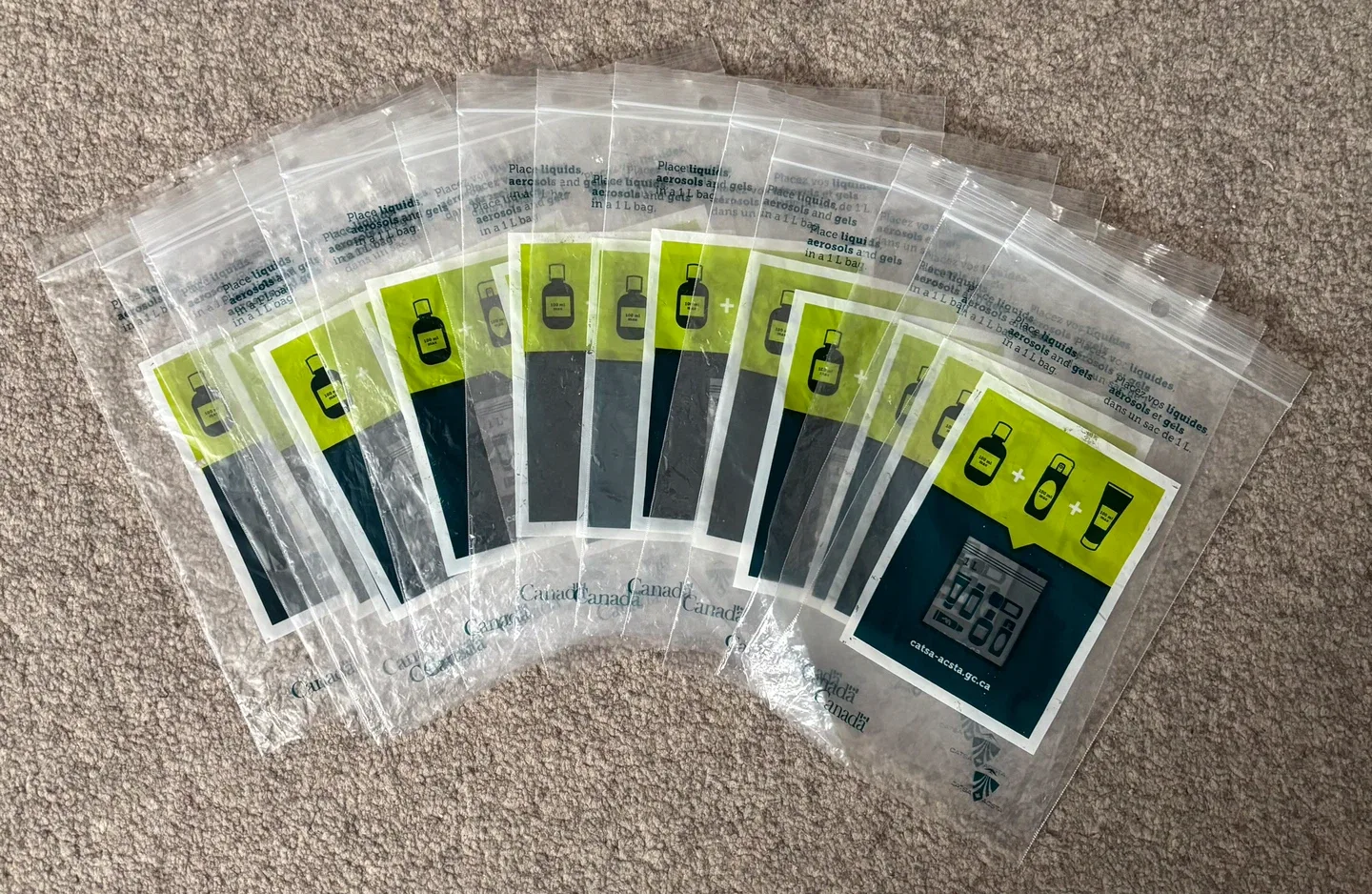 Black Passport Holder & travel bags image indicator(5)