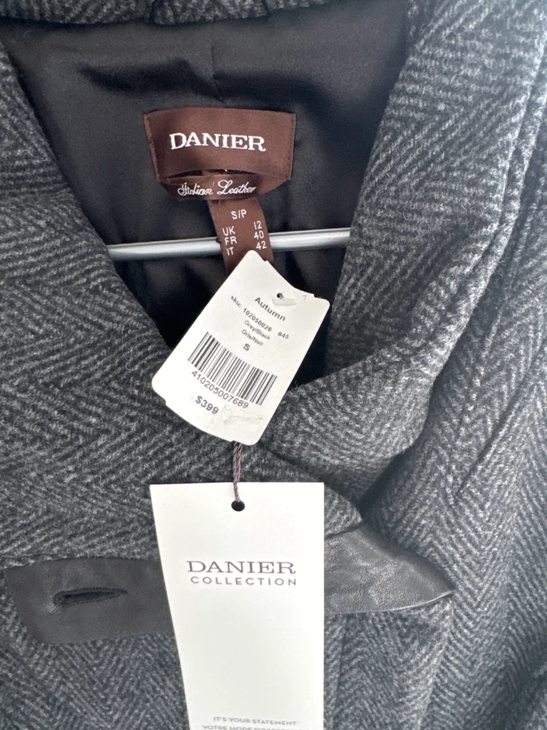 Danier Italian Leather Jacket - Size S image indicator(8)