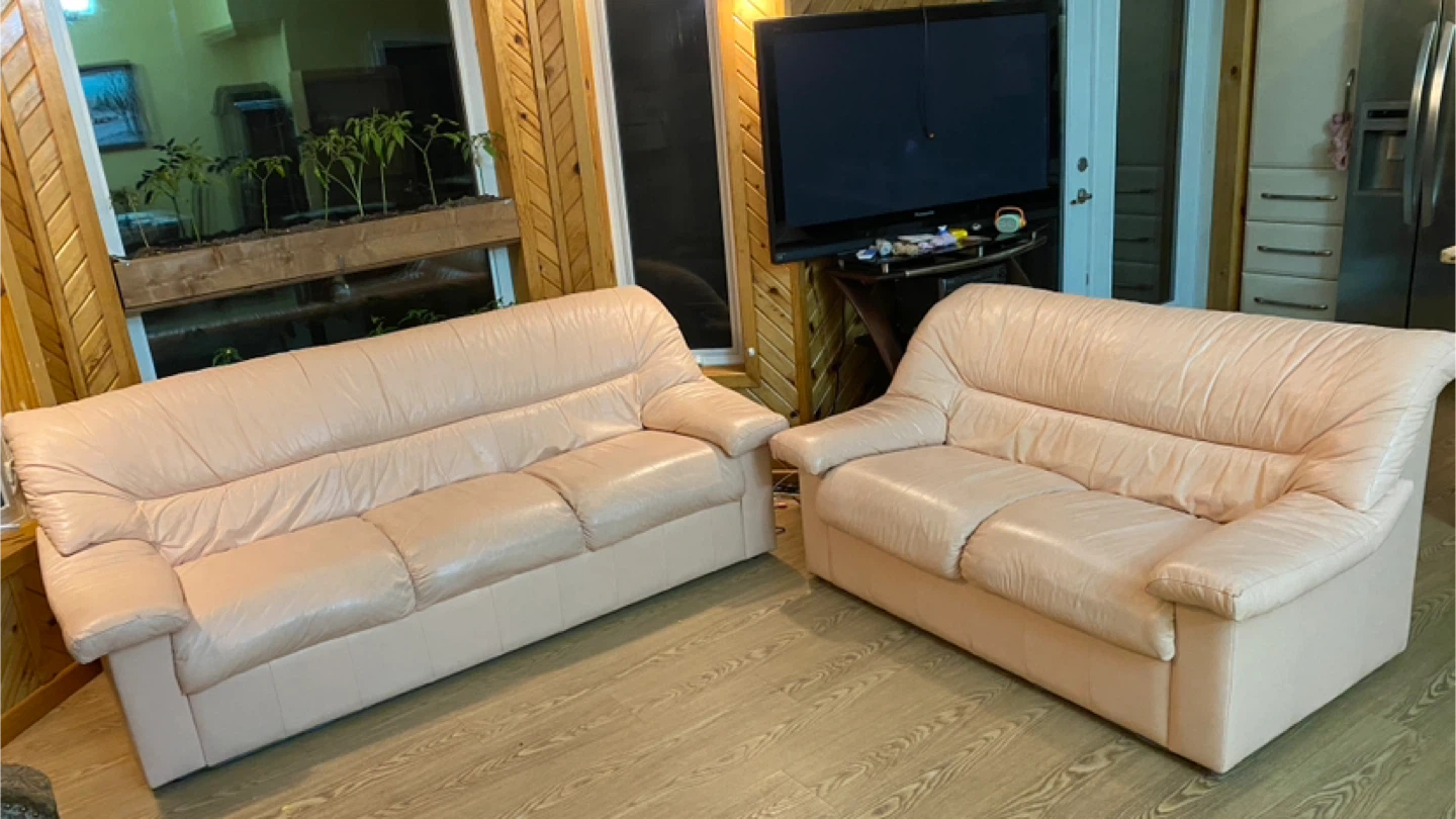 Italian Light Pink Genuine Leather Sofa Set (CAN DELIVER)