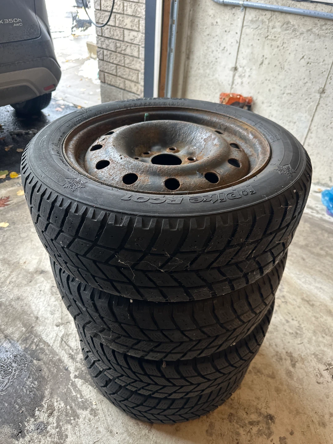 Hankook Pike RC01 Winter Tires 205/55R16 91T - photo 2