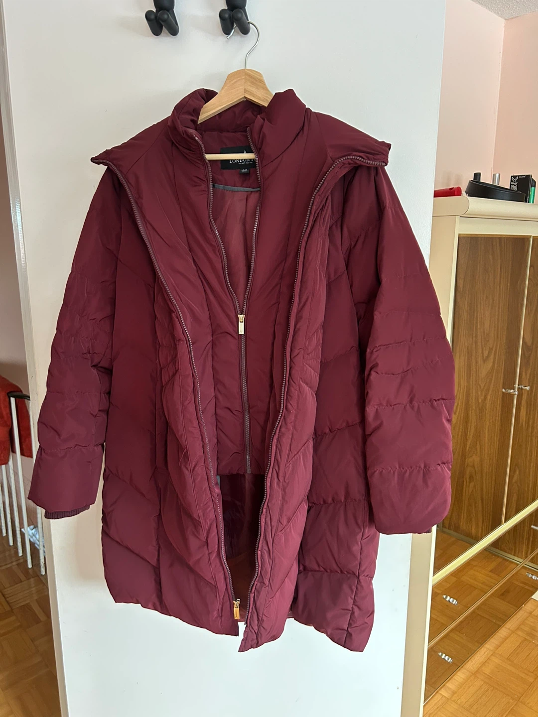 London Fog Burgundy Puffer Coat - Large