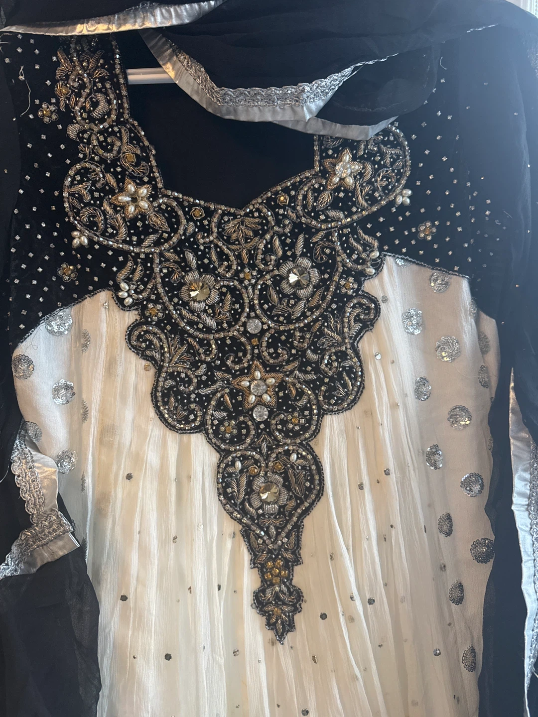 Embroidered Salwar Kameez Suit - photo 3