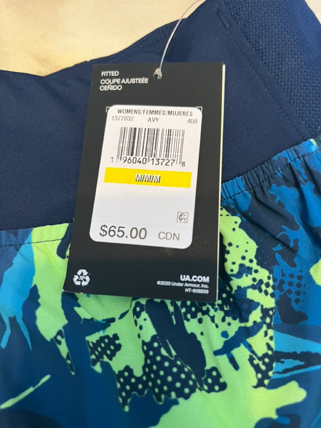 🥕Under Armour Women's Fitted Shorts - Size M image indicator(3)