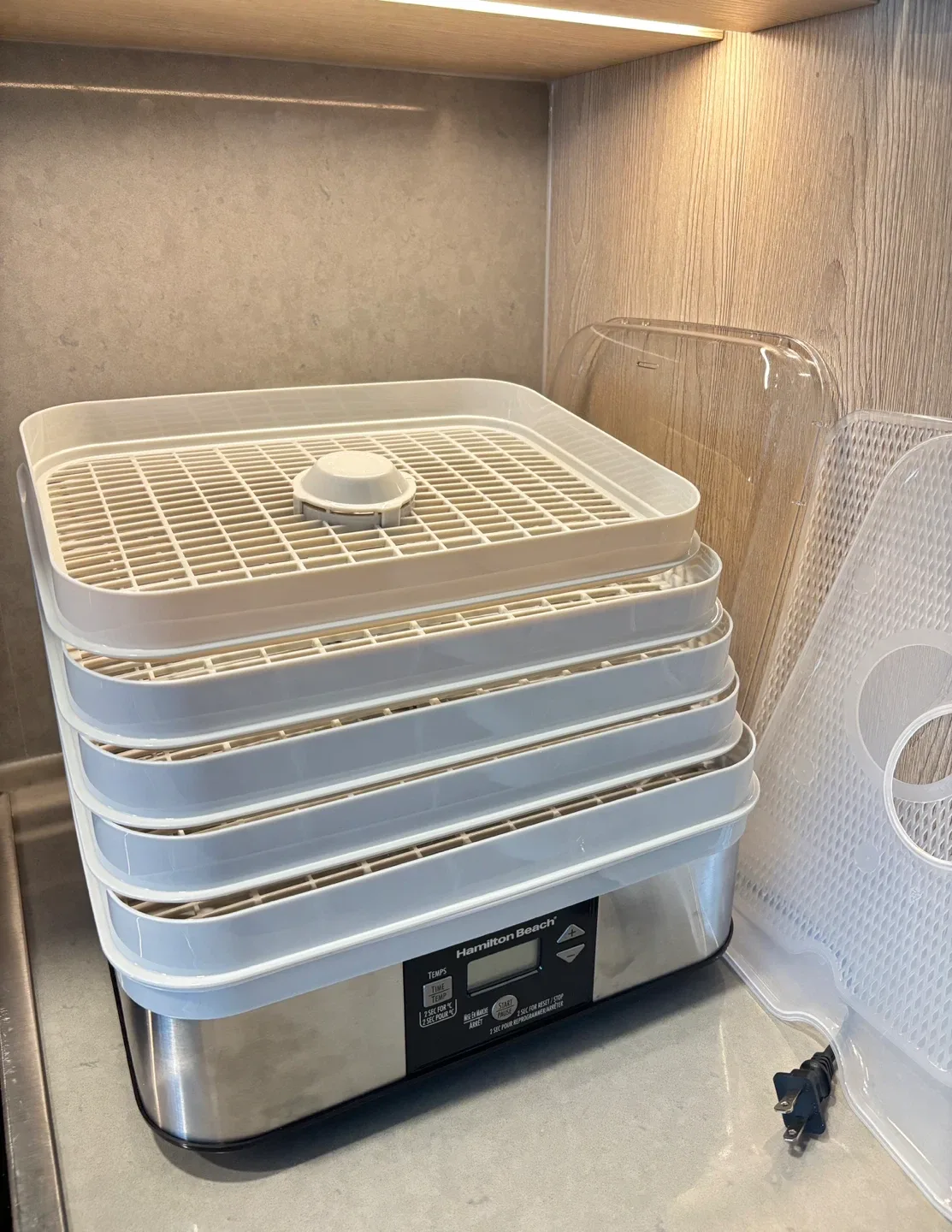 Hamilton Beach Digital Food Dehydrator image indicator(2)