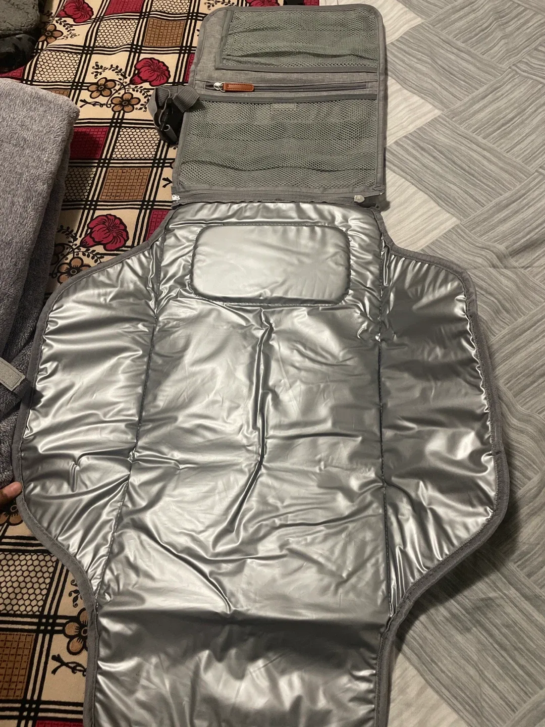 Alaturo Portable Baby Changing Pad grey 🥕 image indicator(2)