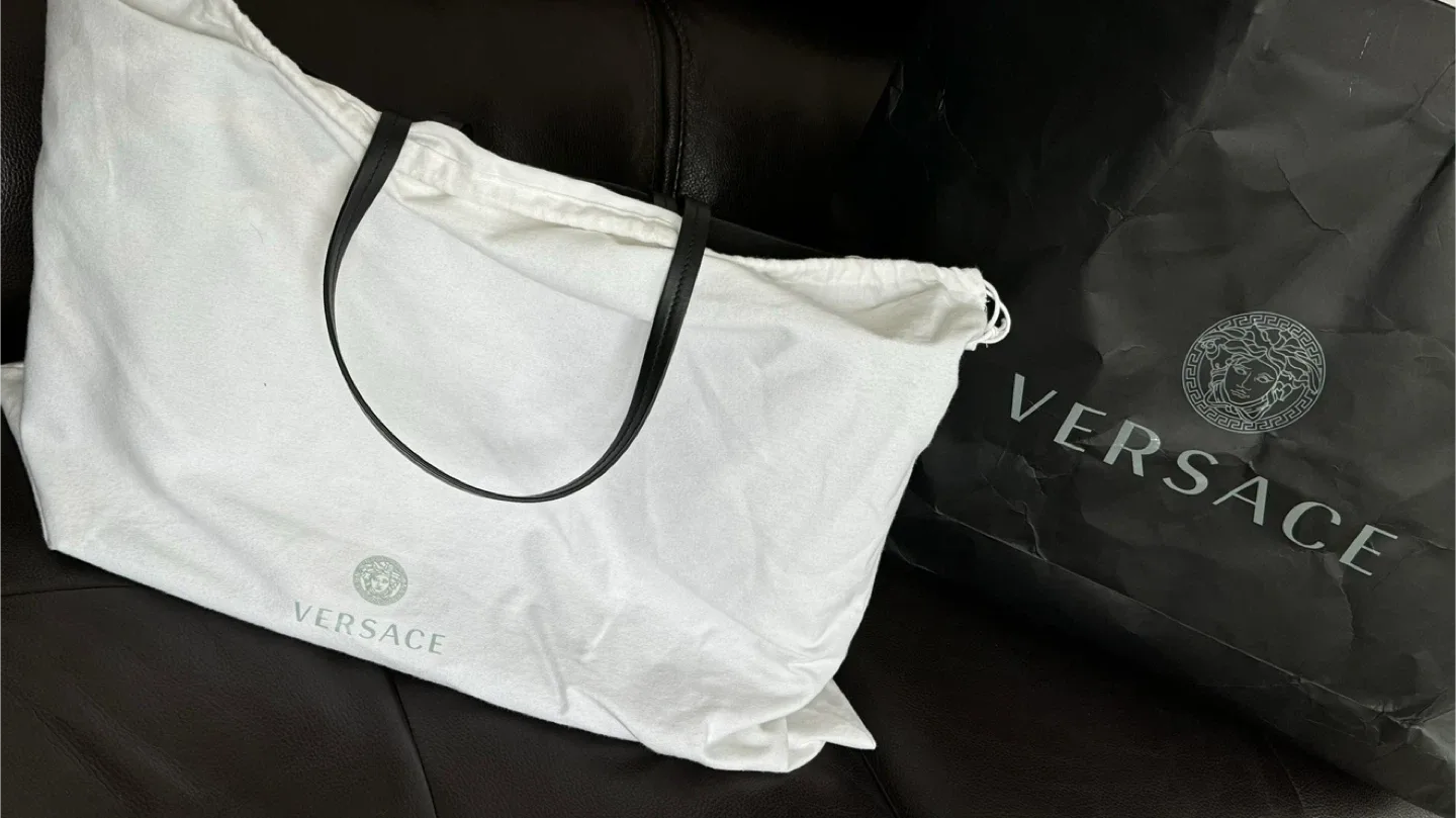 VERSACE Barocco Print Shopper Bag Black/Gold. image indicator(4)