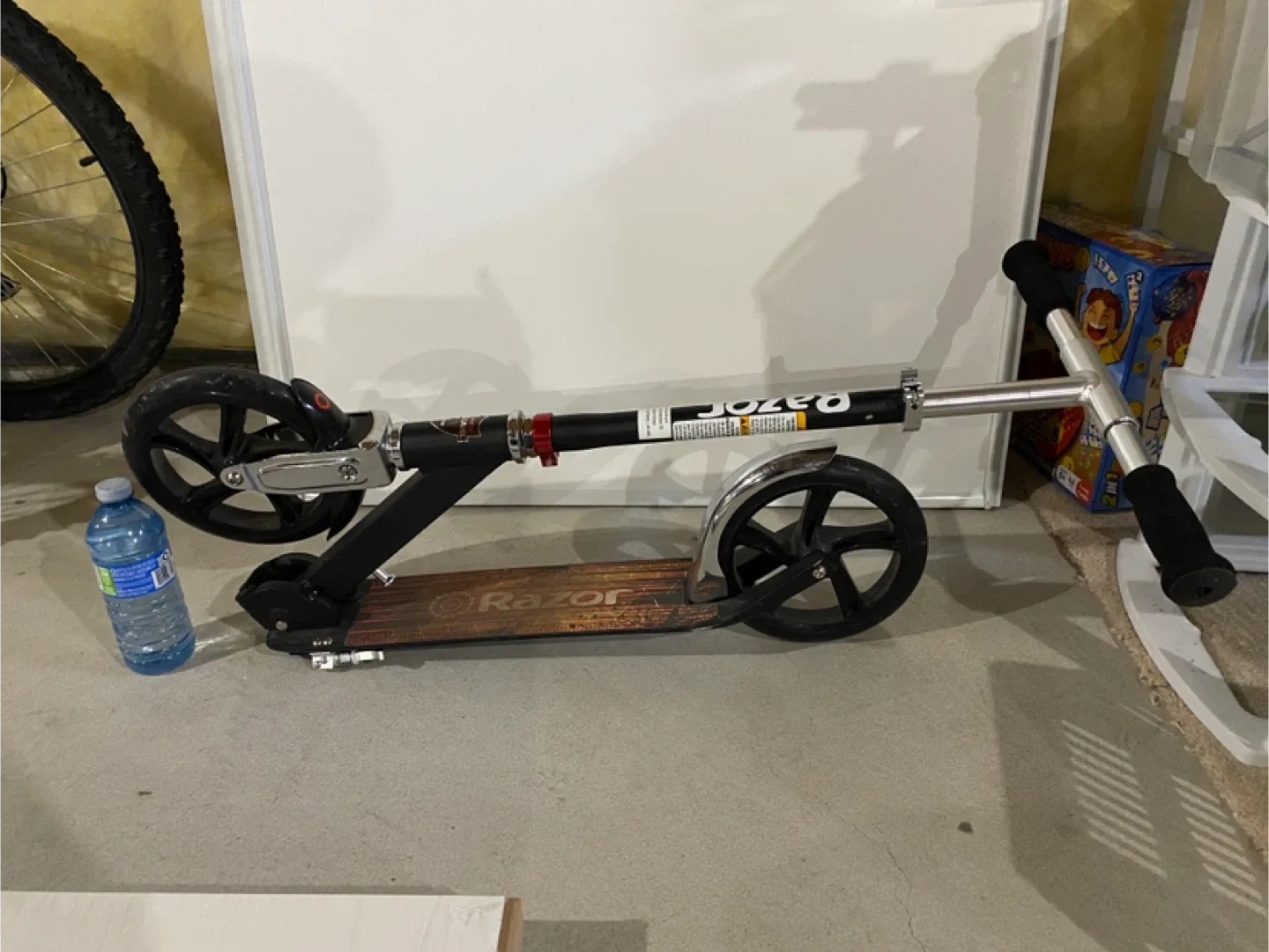 Razor A5 Lux Scooter image indicator(2)