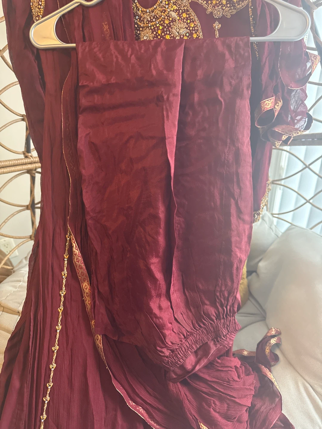 Maroon & Gold Embellished Salwar Kameez - photo 4