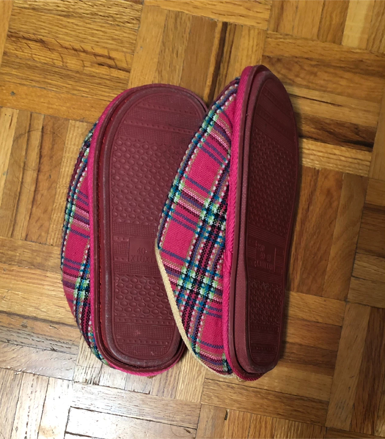 Pink Plaid Slippers size 7/7.5 - photo 4
