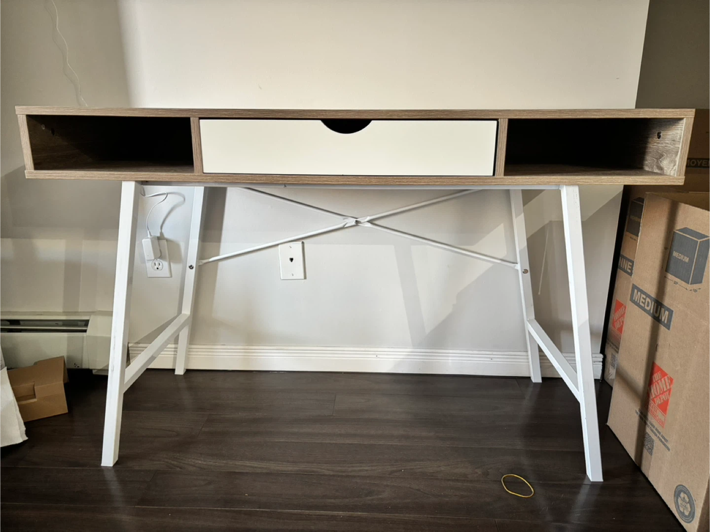 Desk for study or makeup vanity - photo 3