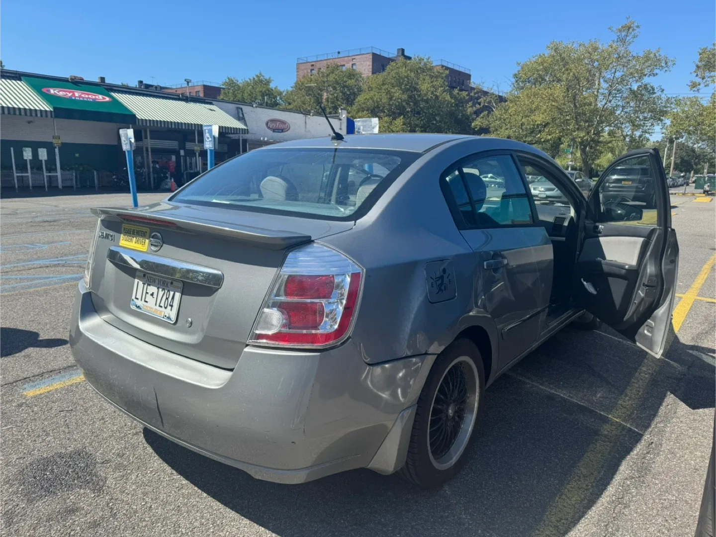 Nissan Sentra - 2012 image indicator(2)